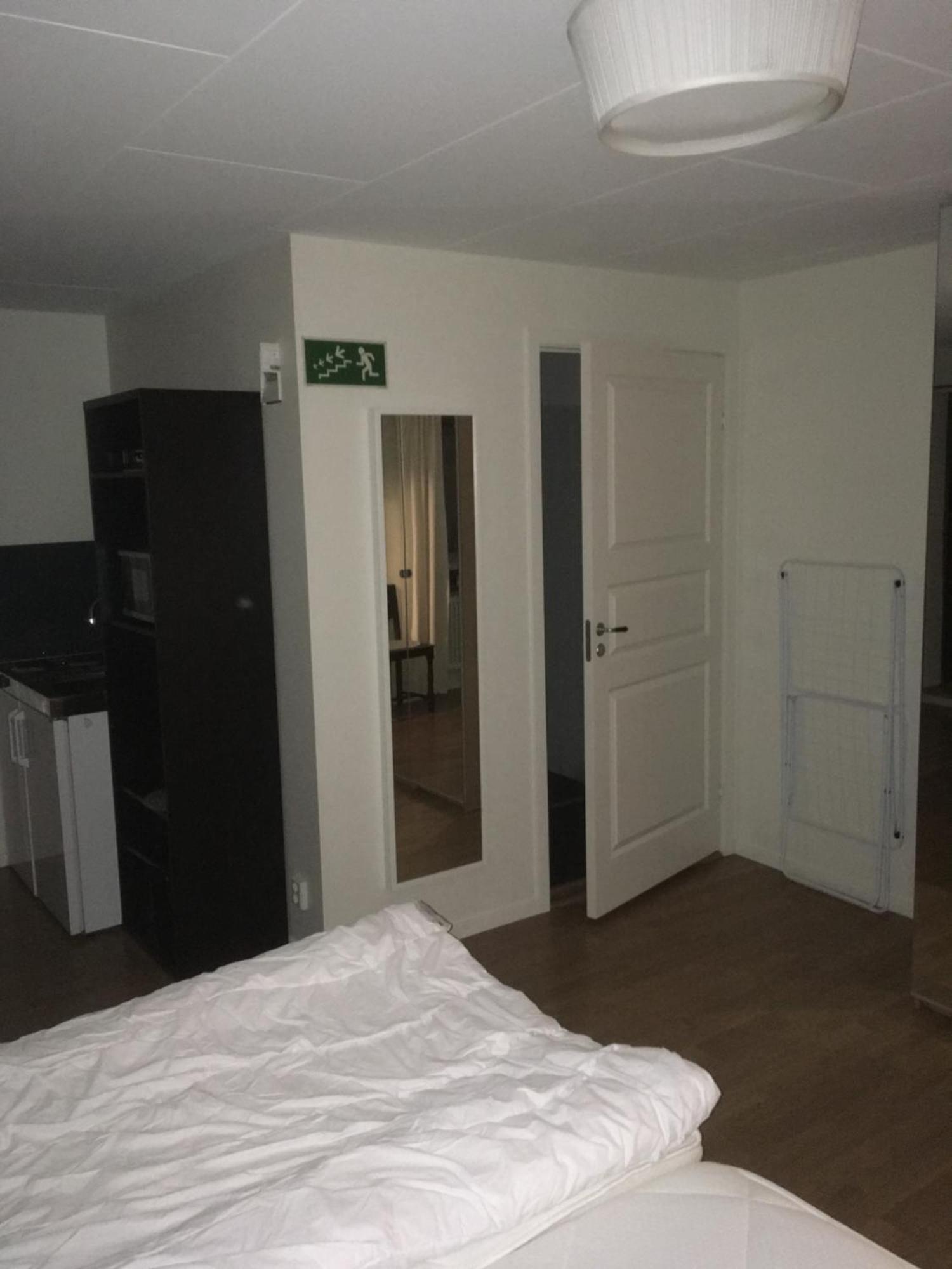 Trollhaettans Bed And Breakfast Dış mekan fotoğraf